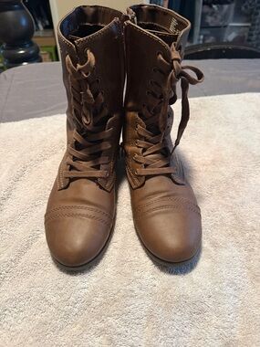 Time and Tru Women's Brown Lace-Up Combat Boots with Side Zip